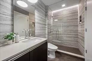 340 E Randolph St, Chicago, IL 60601 - Photo 32