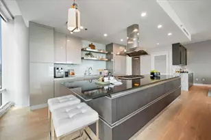340 E Randolph St, Chicago, IL 60601 - Photo 14