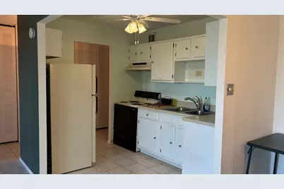 9701 N Dee Road N #6K, Niles, IL 60714 - Photo 2