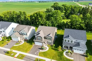 2225 Bent Grass Wy, Bolingbrook, IL 60490 - Photo 2