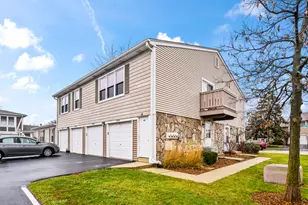 1040 Hampton Harbor, Schaumburg, IL 60193 - Photo 1