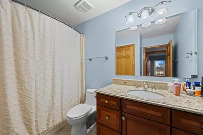 1040 Hampton Harbor #0, Schaumburg, IL 60193 - Photo 8