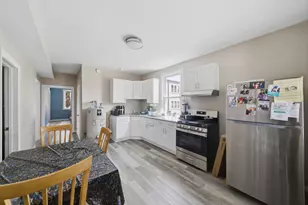 2627 W Montgomery Ave, Chicago, IL 60632 - Photo 6