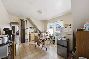 2627 W Montgomery Ave, Chicago, IL 60632 - Photo 10