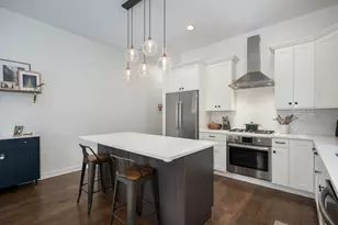 2104 W Belmont Ave, Chicago, IL 60618 - Photo 10