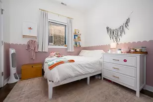 2104 W Belmont Ave, Chicago, IL 60618 - Photo 12