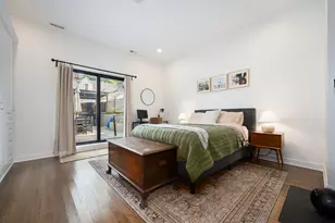 2104 W Belmont Ave, Chicago, IL 60618 - Photo 14