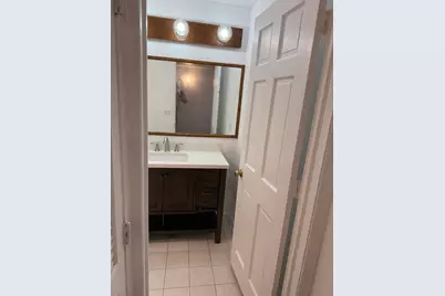 [Address not provided], Willowbrook, IL 60527 - Photo 10