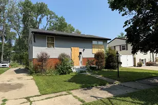 11723 S Racine Ave, Chicago, IL 60643 - Photo 1