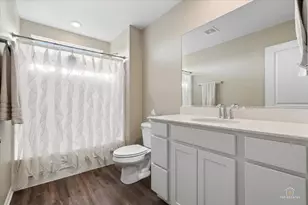 3617 Emerald Rd, Elgin, IL 60124 - Photo 32