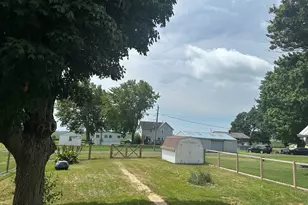 17 W Old Mill St, Milledgeville, IL 61051 - Photo 12