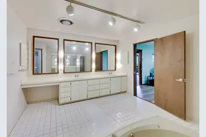 24283 N Grandview Drive, Lake Barrington, IL 60010 - Photo 32