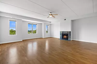 2618 W Diversey Avenue #402, Chicago, IL 60647 - Photo 4