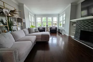 3828 N Mozart St, Chicago, IL 60618 - Photo 2