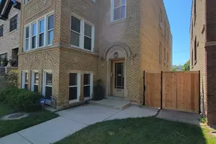 3828 N Mozart St, Chicago, IL 60618 - Photo 1