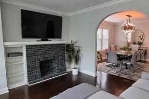 3828 N Mozart St, Chicago, IL 60618 - Photo 6