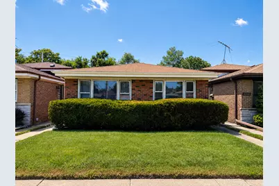 11250 S Green Bay Avenue, Chicago, IL 60617 - Photo 1