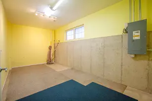 3116 Gansett Pkwy, Elgin, IL 60124 - Photo 10