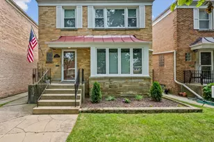 2921 W Birchwood Ave, Chicago, IL 60645 - Photo 2