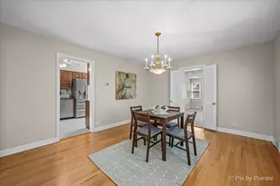 2921 W Birchwood Ave, Chicago, IL 60645 - Photo 10