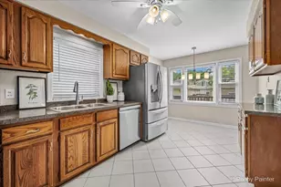 2921 W Birchwood Ave, Chicago, IL 60645 - Photo 16