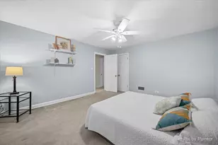 2921 W Birchwood Ave, Chicago, IL 60645 - Photo 22