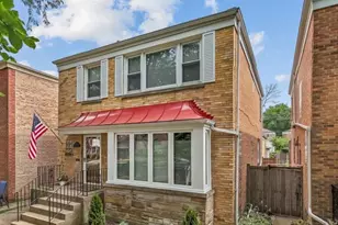 2921 W Birchwood Ave, Chicago, IL 60645 - Photo 1