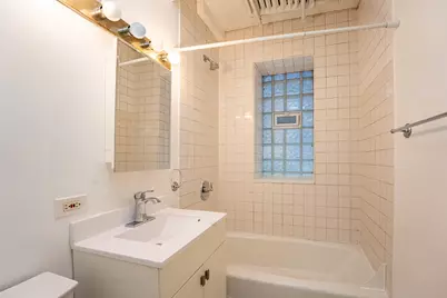 1012 N Oakley Boulevard #G, Chicago, IL 60622 - Photo 10