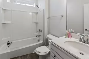 2141 Magenta Ln, Algonquin, IL 60102 - Photo 8