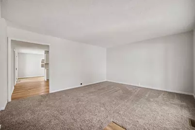 338 Hickory Avenue, Romeoville, IL 60446 - Photo 2