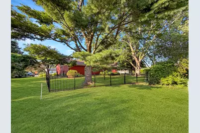 829 Sutton Place, Freeport, IL 61032 - Photo 4