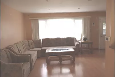 182 Roxbury Lane, Des Plaines, IL 60018 - Photo 6
