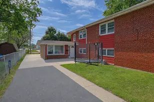 3046 S 24th Ave, Broadview, IL 60155 - Photo 2