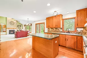 997 S Hampton Ct, Aurora, IL 60506 - Photo 10