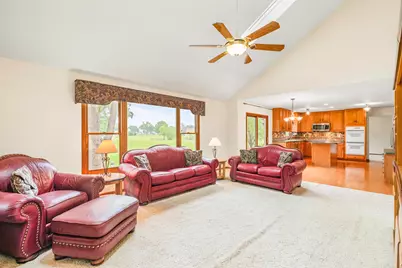 997 S Hampton Court, Aurora, IL 60506 - Photo 18