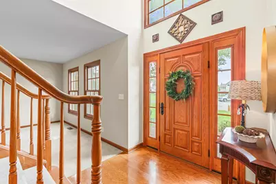 997 S Hampton Court, Aurora, IL 60506 - Photo 4