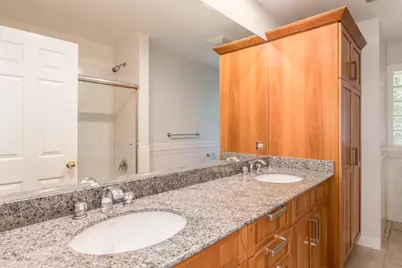 924 Brookline Lane, Park Ridge, IL 60068 - Photo 18