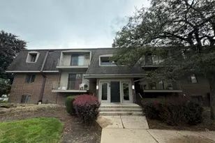 238 E Bailey Rd, Naperville, IL 60565 - Photo 1