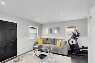 10644 S Peoria St, Chicago, IL 60643 - Photo 2