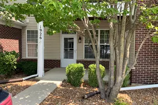 1926 Parkside Dr, Shorewood, IL 60404 - Photo 2
