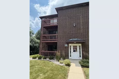 1000 Spruce Street #1A, Glendale Heights, IL 60139 - Photo 1