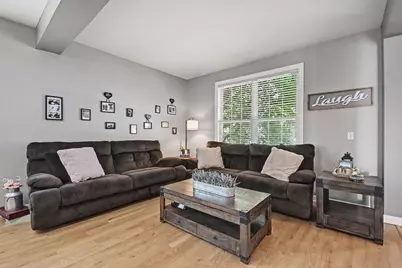 633 Briarcliff Drive, Minooka, IL 60447 - Photo 2