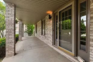 1028 Kylemore Ct, Lockport, IL 60441 - Photo 2