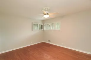 9255 Springfield Ave, Evanston, IL 60203 - Photo 10