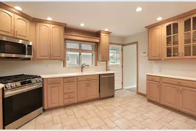 9255 Springfield Avenue, Evanston, IL 60203 - Photo 6