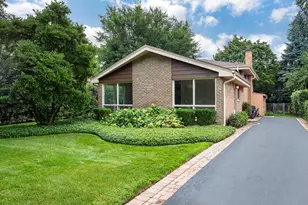 9255 Springfield Ave, Evanston, IL 60203 - Photo 2