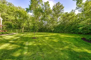 2145 Kenton Ln, Libertyville, IL 60048 - Photo 46