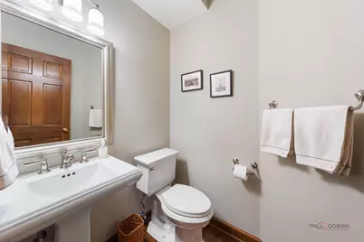2145 Kenton Lane, Libertyville, IL 60048 - Photo 20