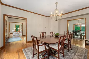 2145 Kenton Ln, Libertyville, IL 60048 - Photo 8