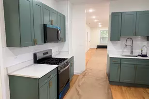 13140 S Buffalo Ave, Chicago, IL 60633 - Photo 2